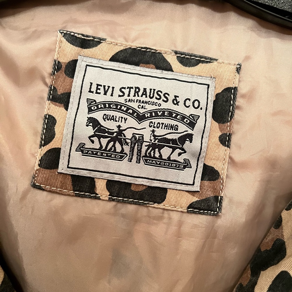 Leopard jacket - Picture 2 of 5